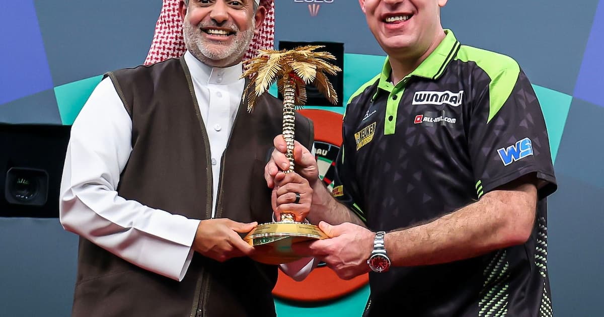 Van Gerwen wint Bahrain Darts Masters na finale tegen Van Veen