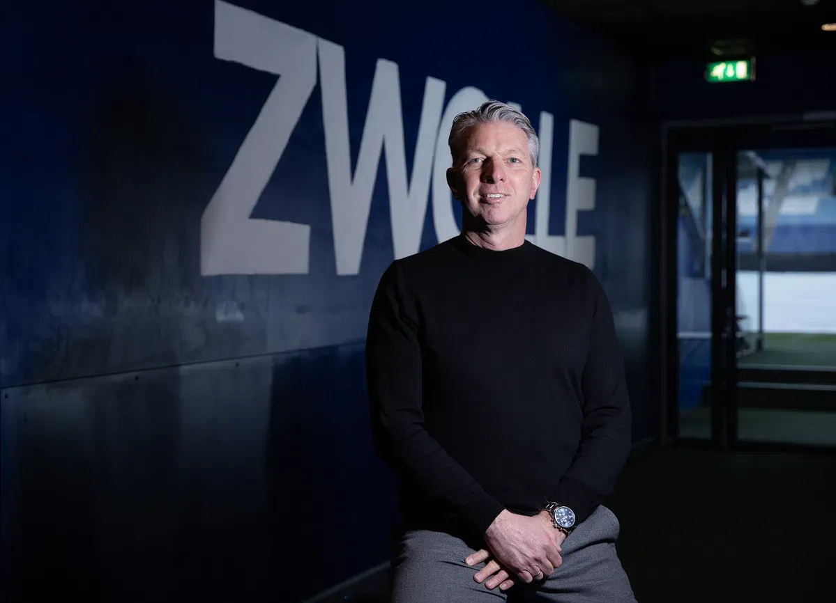 PEC Zwolle versterkt selectie met Krastev en Van Hooijdonk