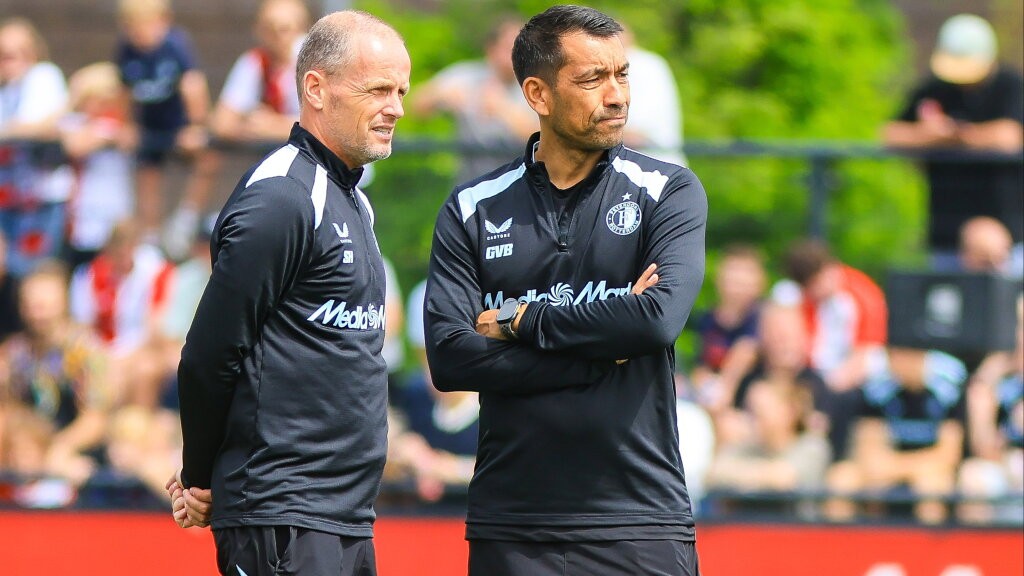 Van Bronckhorst toont tactische groei in tweede termijn bij Feyenoord