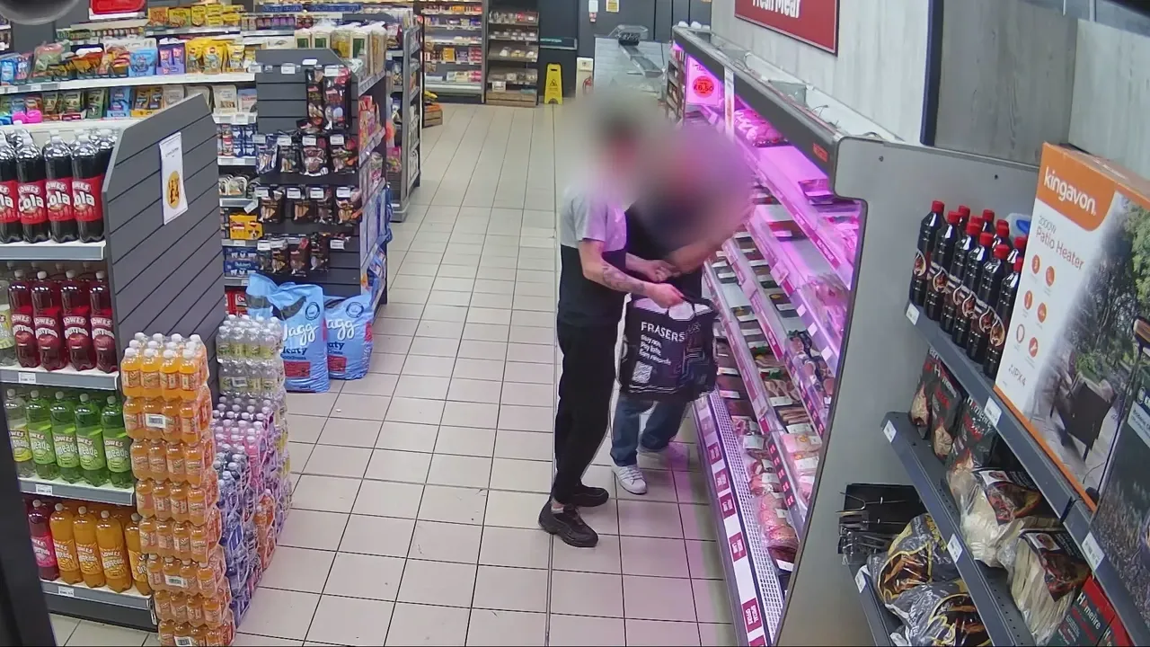 AI-bewaking in Britse supermarkten: effectief tegen winkeldiefstal, maar privacyvragen blijven